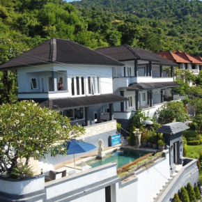 Bayu Cottages, Abang